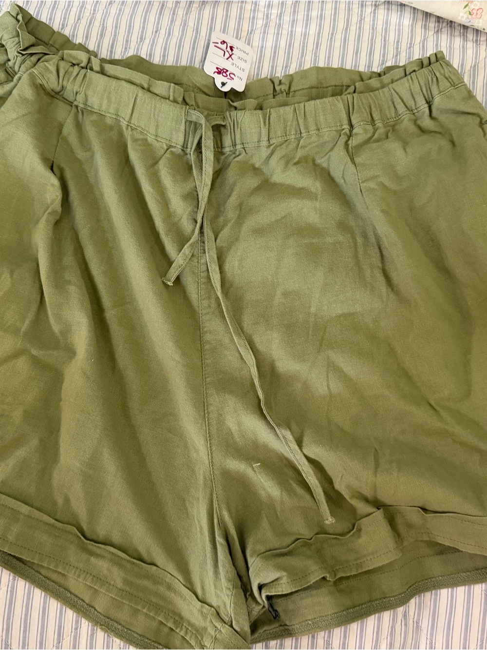 Olive Green Drawstring Linen-Blend Shorts size XL only $6